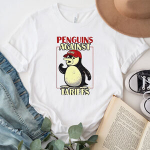 Penguins against Tariffs resist red hat T-Shirt