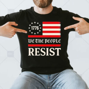 Resist Trump protest anti political us flag we the people T-Shirt